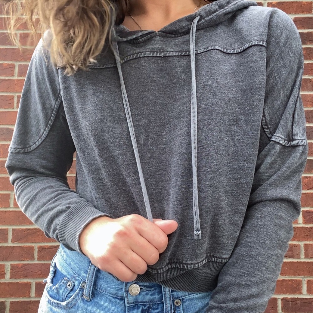 Athlesiure Balance Collection Hooded Crop